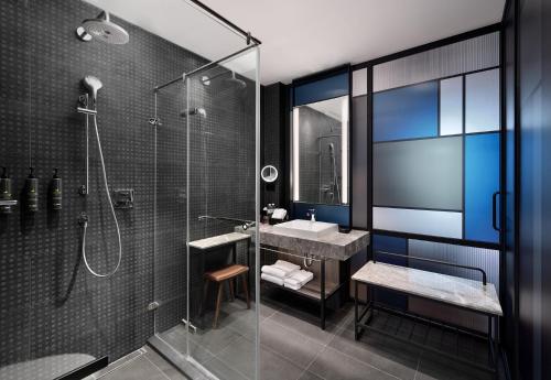 Aloft Tainan Anpingにあるバスルーム