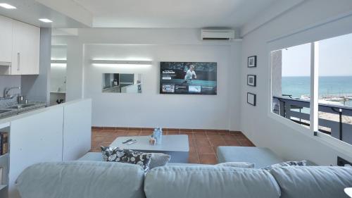 La Mar de Venus - Luxury Views in Puerto Deportivo photo 19