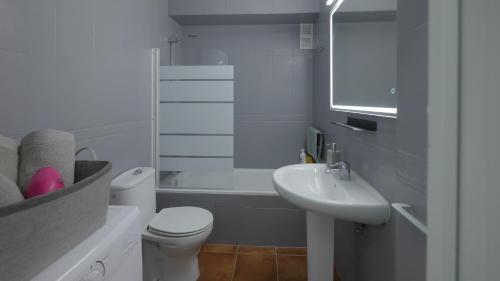 La Mar de Venus - Luxury Views in Puerto Deportivo photo 28