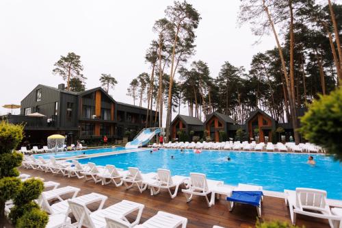 Bazén v ubytování Hotel Golden Lion & SPA nebo v jeho okolí