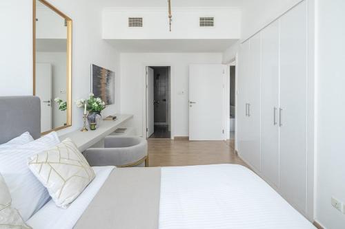 Frank Porter – Torch Tower