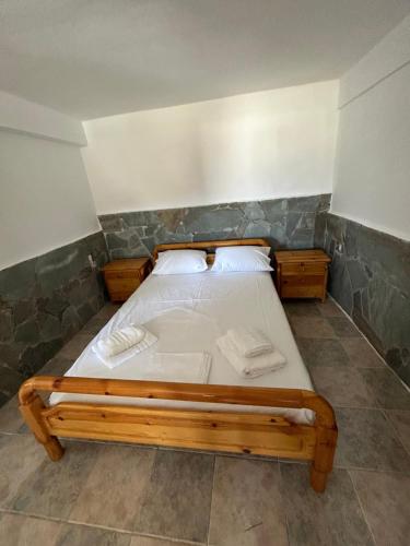 Легло или легла в стая в Gioia’s view
