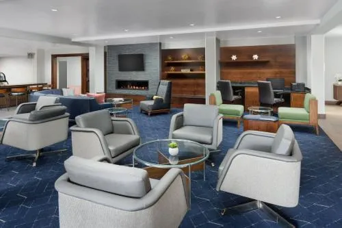 Courtyard by Marriott Manchester-Boston Regional Airport in Manchester
