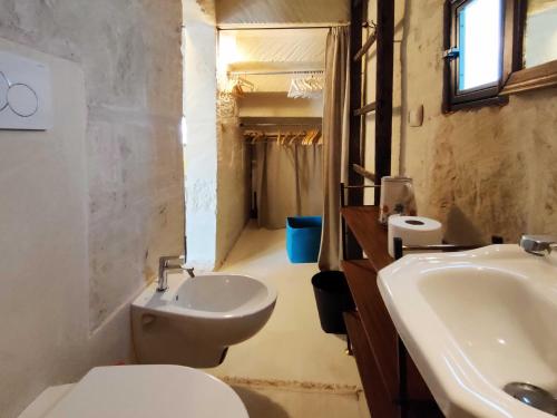 Ένα μπάνιο στο Oikia Vacanze Design Loft