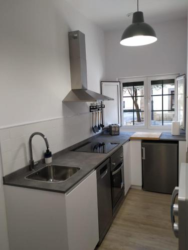 The Blue Nest - VUT7693AS