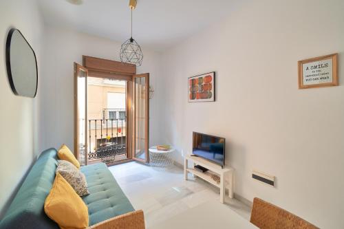 APARTAMENTO EN EL CENTRO, TRANQUILO Y LUMINOSO