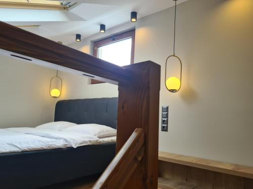 Postel nebo postele na pokoji v ubytování CASA FLORESCU