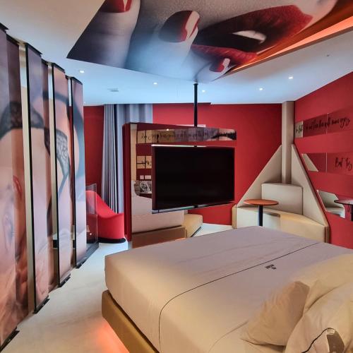 Katil atau katil-katil dalam bilik di Hotel Avenue - Lovely hotel