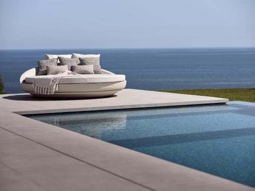 Πισίνα στο ή κοντά στο OMNIA Villa
