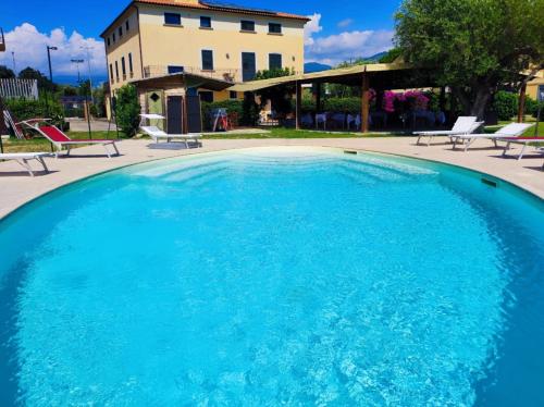 Bazén v ubytování Victoria Resort nebo v jeho okolí