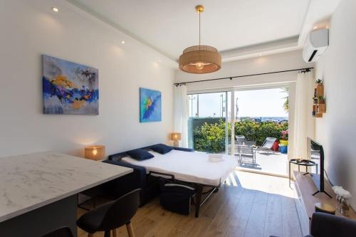 #43 Staywizus - Design Studio Terrace AC Wifi Sea View 1min Beach