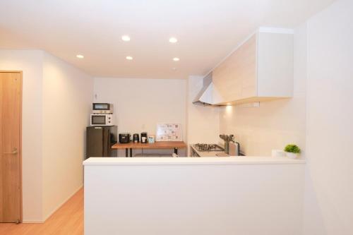 ACOE HATSUDAI I 4BR Entire Home Upscale Area