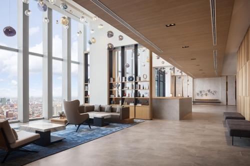 Χώρος καθιστικού στο Fairfield by Marriott Phnom Penh