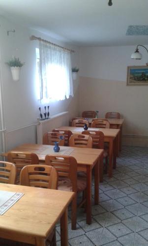 Χώρος καθιστικού στο Apartamenty, Pokoje, Noclegi, " Skarpa" Wilkasy