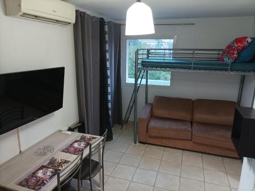 KSOUKSOU Superbe appartement a 200m de la plage
