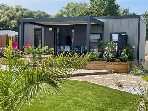 Charming ecolodge with heated pool in Charente-Maritime