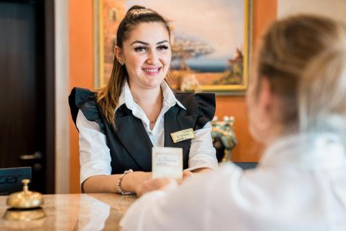 Personalet på Hotel La Toscana Nähe Europapark und Rulantica