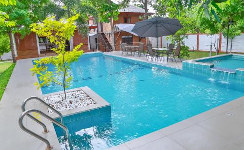 Piscine de l'établissement Tepraas Sigiriya ou située à proximité