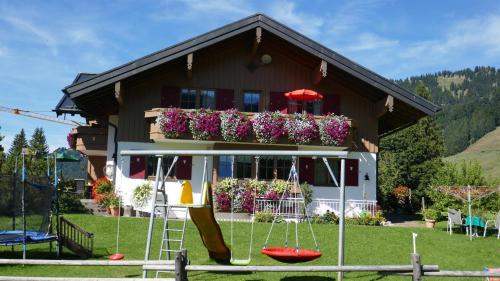Afbeelding uit fotogalerij van Albingers Landhaus in Balderschwang
