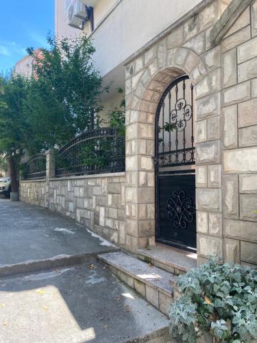 马卡尔斯卡Apartmani IvaMia的相册照片