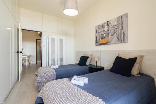 Host Wise - Cozy Sunny Flats - Ace Location