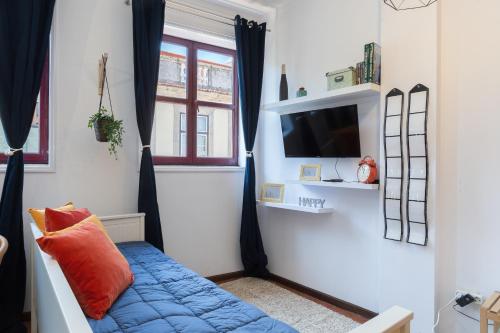 Host Wise - Cozy Sunny Flats - Ace Location
