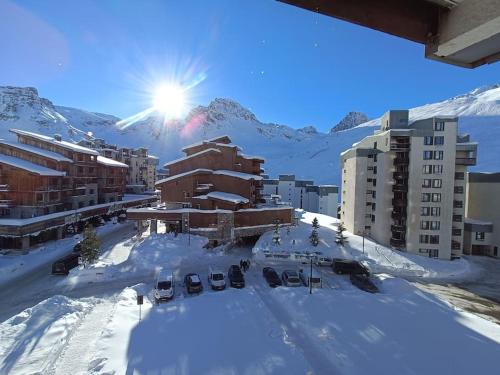 En generel udsigt til bjerge eller udsigt til bjerge taget fra lejligheden