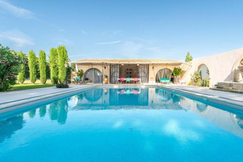 Poolhouse Cavaillon
