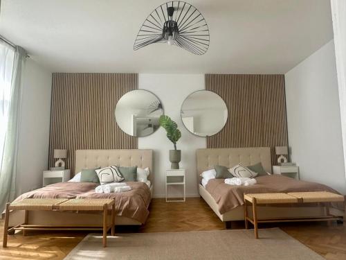 Designer Apartment Near Main Station