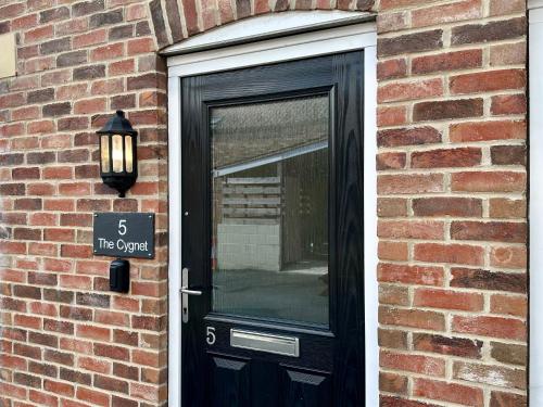 Cygnet no 5 -free parking – Photos 2