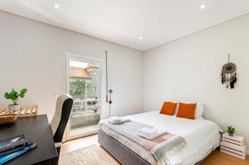 Beautiful House in Matosinhos Beach - by Guest SPAにあるベッド