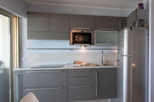 A2 - 1 BDR Antibes Sea & Port View - AC, Garage & Terrace photo 15
