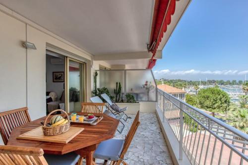 A2 - 1 BDR Antibes Sea & Port View - AC, Garage & Terrace photo 21