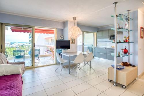 A2 - 1 BDR Antibes Sea & Port View - AC, Garage & Terrace photo 23