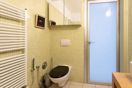 A2 - 1 BDR Antibes Sea & Port View - AC, Garage & Terrace photo 26