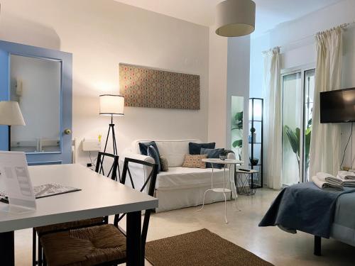 Estudio Suite San Vicente - Aloha Sevilla