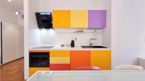 Cuisine ou kitchenette dans l'établissement Dada