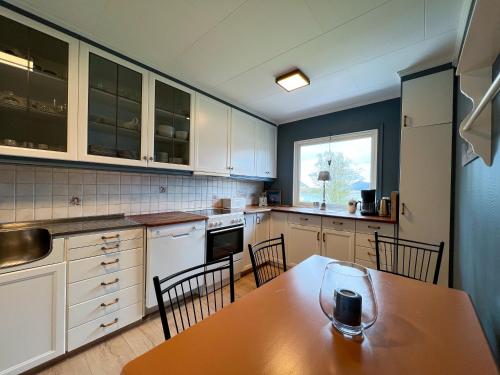 Dapur atau dapur kecil di Midt i Lofoten