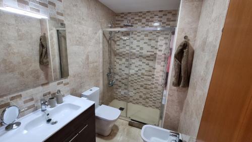Ático con terraza y 2 habitaciones en casco antiguo