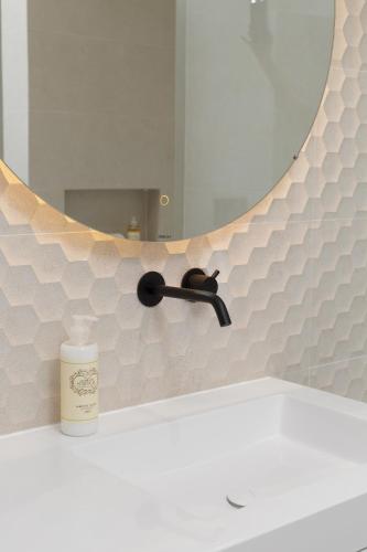 Bilik mandi di LUMO Flat Fátima