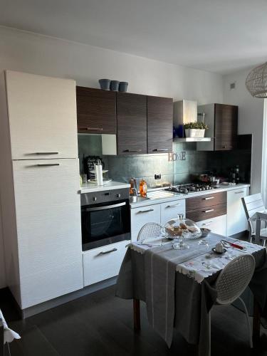 Кухня или мини-кухня в B&B Savoia San Salvo
