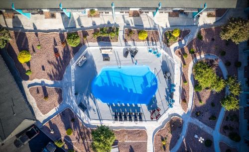 an overhead view of a swimming pool in a park at Hotel Elev8 Flagstaff, Trademark Collection by Wyndham in Flagstaff