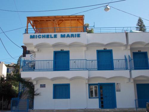 Gallery image of Michele Marie in Agia Pelagia