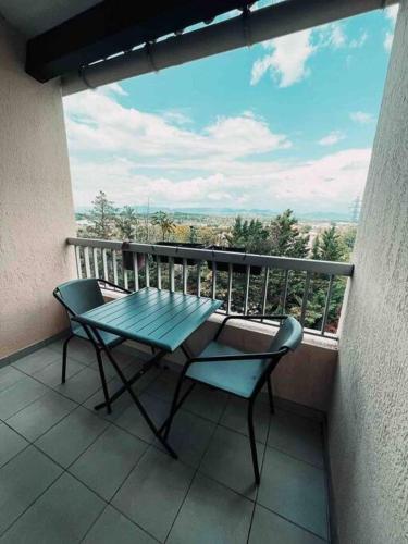 Photo de la galerie de l'établissement Charmant T2 avec piscine, à Fréjus