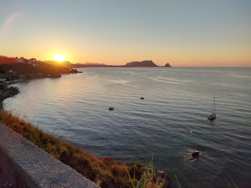 Gallery image of mdresort villa fronte mare in Trabia