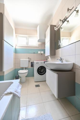 Peaceful apartment near Old Town