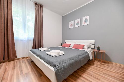 Peaceful apartment near Old Town