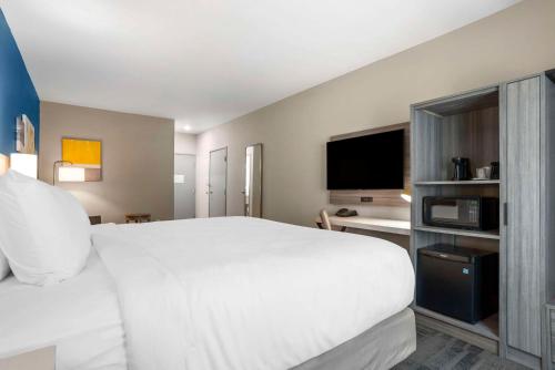 Comfort Inn & Suites Destin near Henderson Beach photo 52