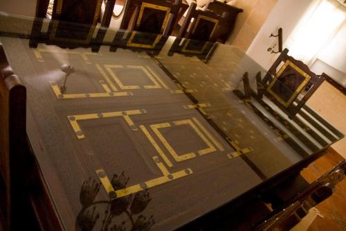 TV a/nebo společenská místnost v ubytování Sandorini Villa for Rent
