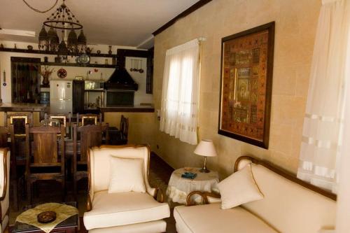 Posezení v ubytování Sandorini Villa for Rent